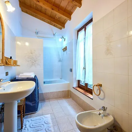 Апартаменты Casa Bruna - 100m Dal Maggiore Monvalle